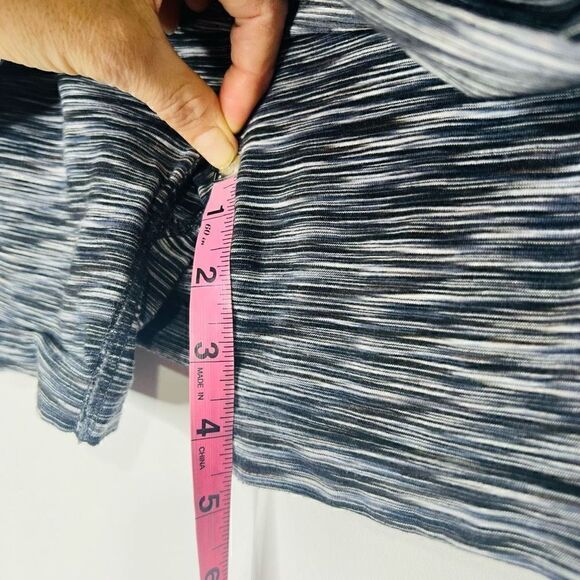 Athleta Skort Gathered Skirt over Shorts Black Gray Striped - Picture 6 of 7